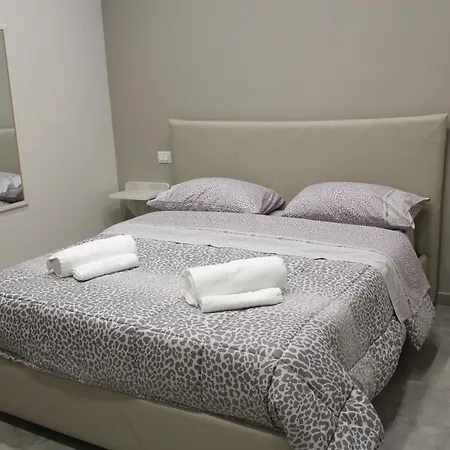 Le Mirage Boutique II-2